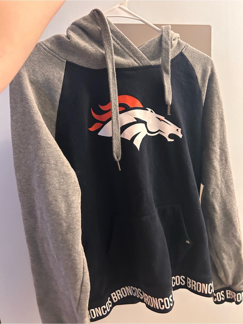 Denver Broncos Gray & Navy Pullover Hoodie Sweatshirt